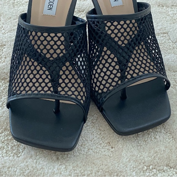 Steve Madden 👯‍♀️ Mesh/Thong Heel Size 8.5 - Picture 7 of 9